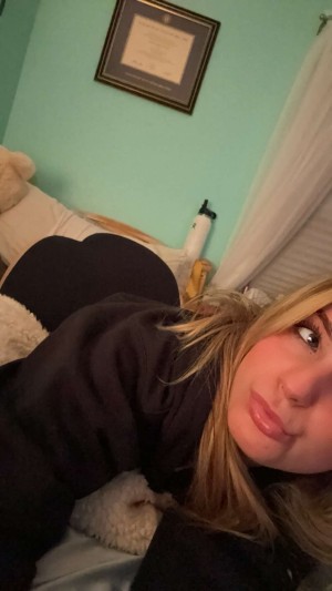 Kaitlyn Krems Photo #231