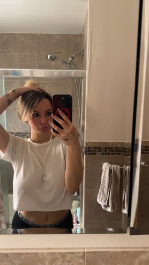 Kaitlyn Krems Photo #239