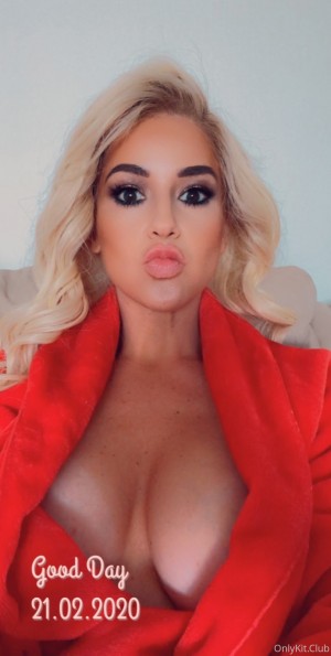 Kit Mercer Photo #12