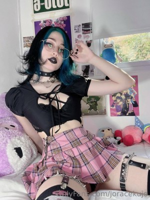 Barbara Horacek Photo #12