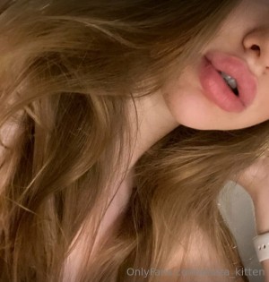 Elizabeth Photo #137