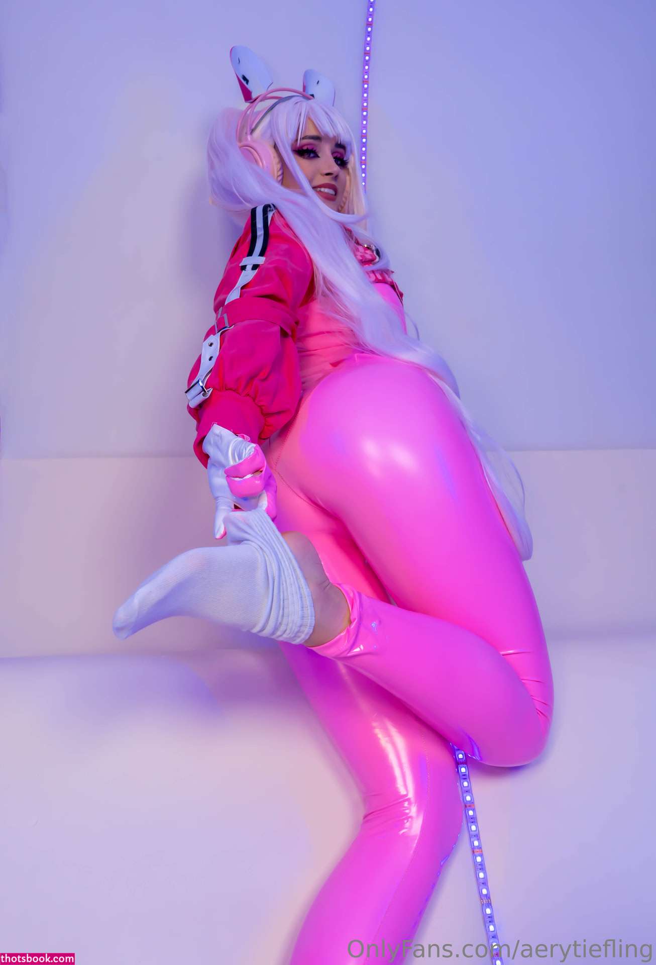 Aery Tiefling Photo #796