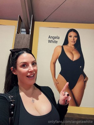 Angela White Photo #252
