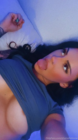 Shotsofsimone Photo #11