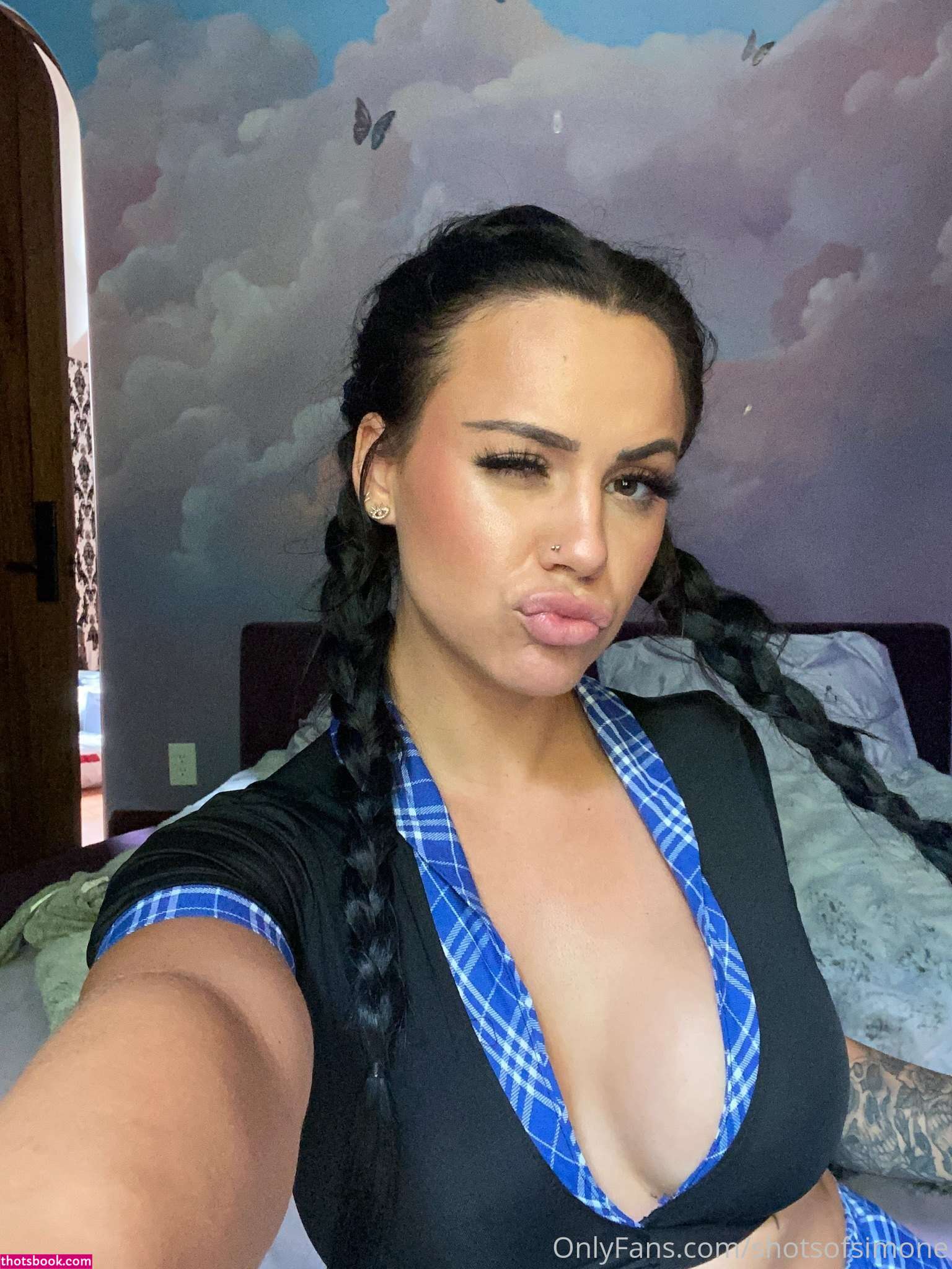 Shotsofsimone Photo #23