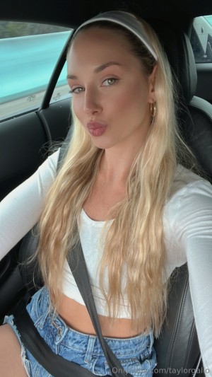 Taylor Gallo Photo #210