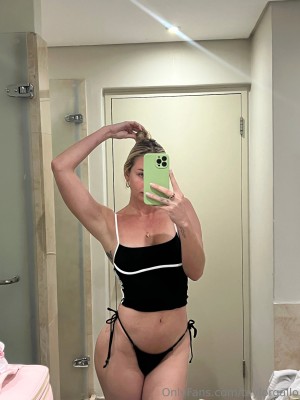 Taylor Gallo Photo #229