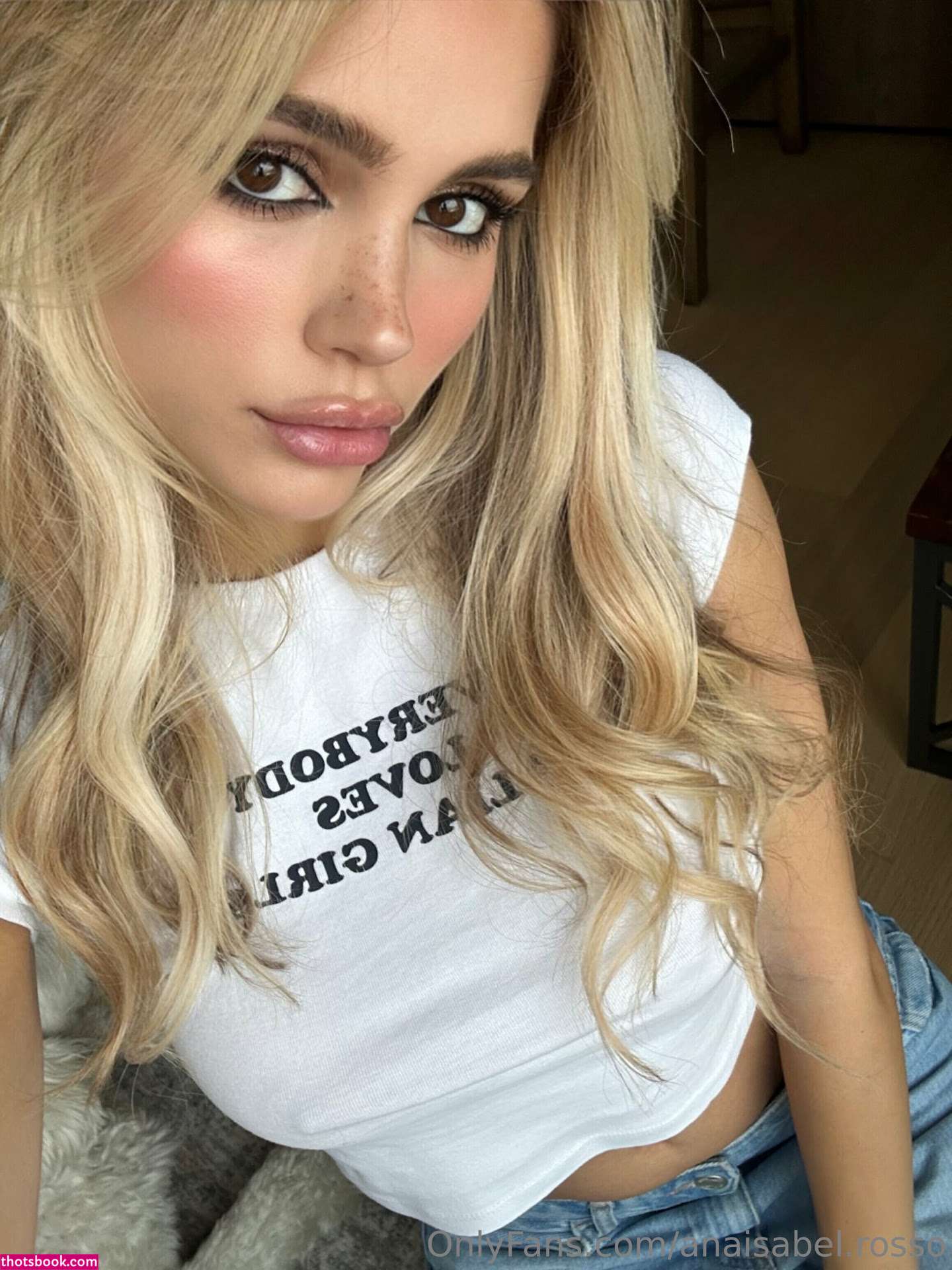 Anaisabel Rosso Photo #15