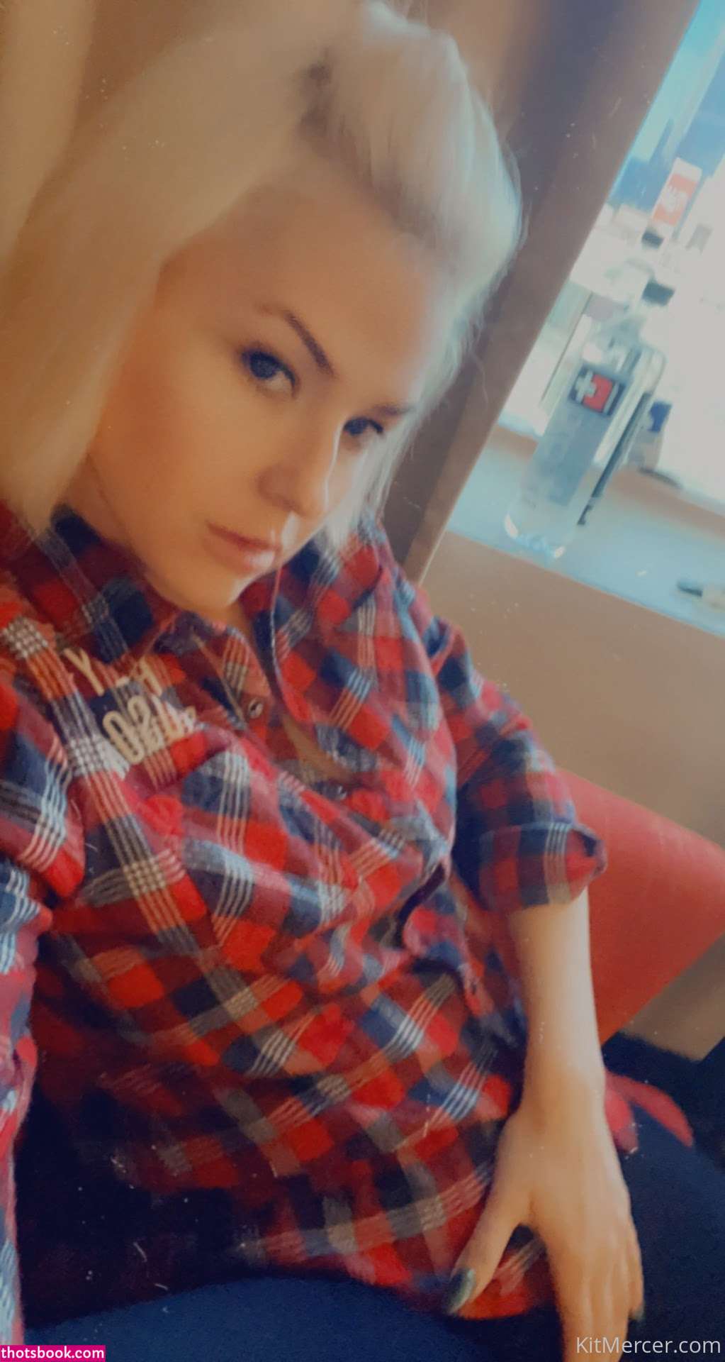 Kit Mercer Photo #287