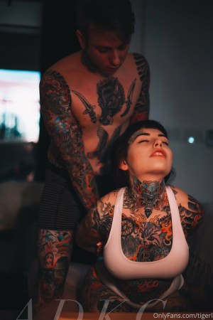 Tigerlilly Photo #95