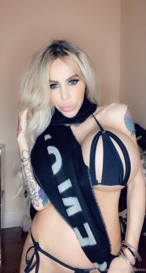 Danielle Derek Post #14