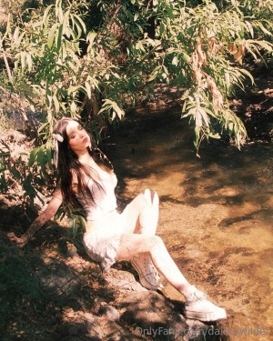 Dainty Wilder Photo #900