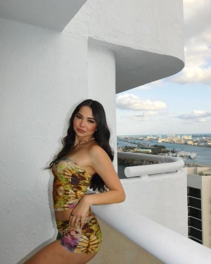 Lara Fraser Photo #27