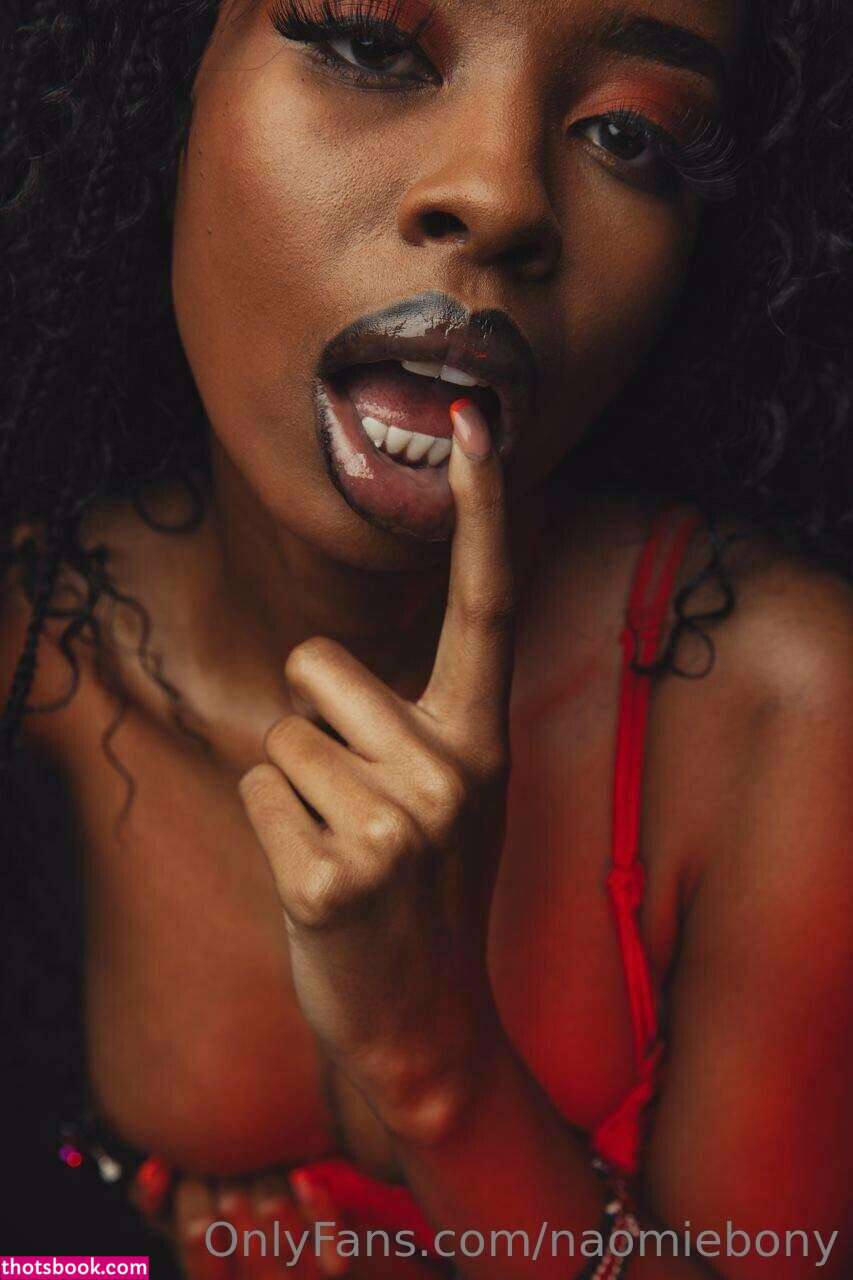 ebonynaomii Photo #5