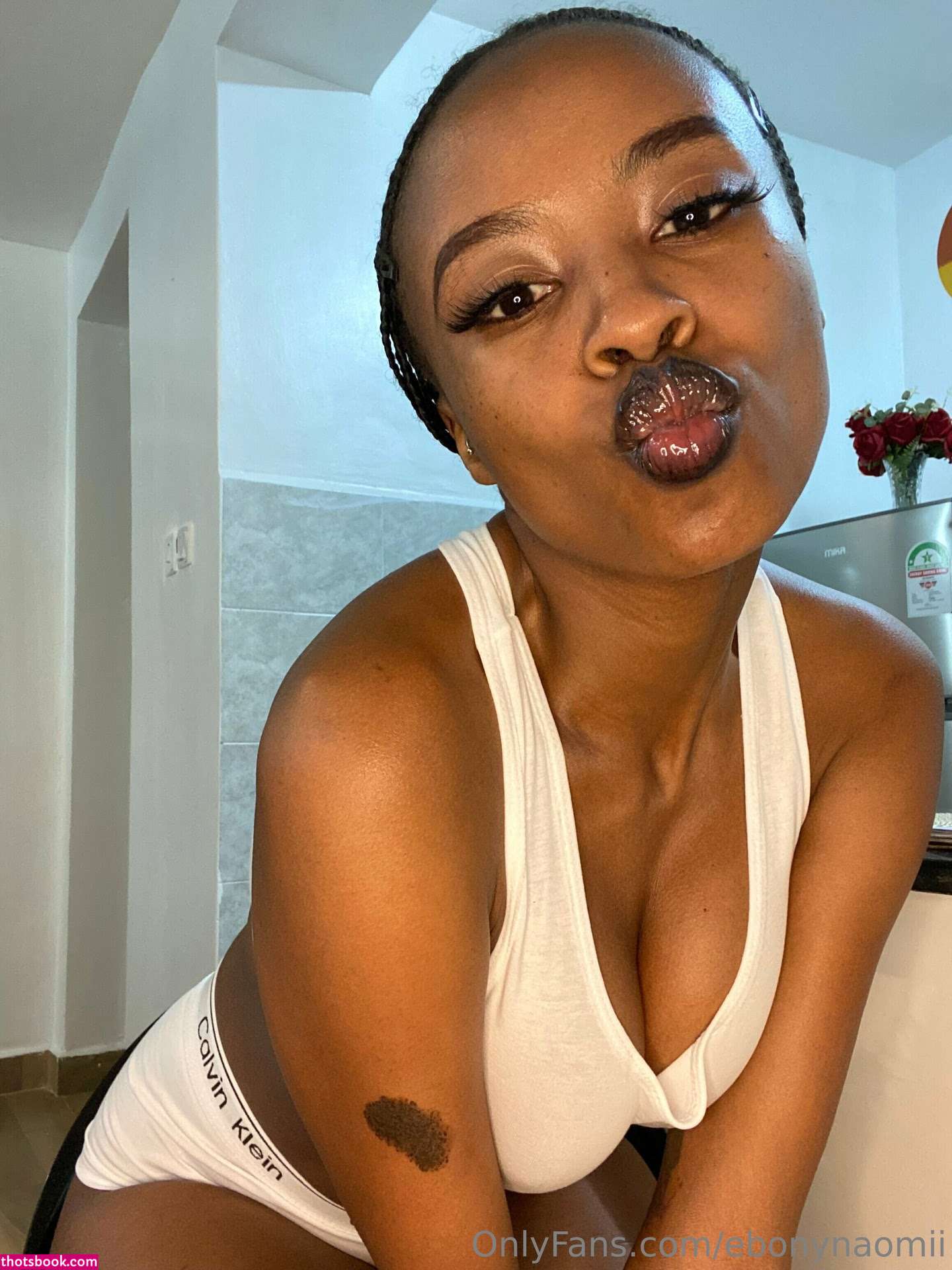 ebonynaomii Photo #25