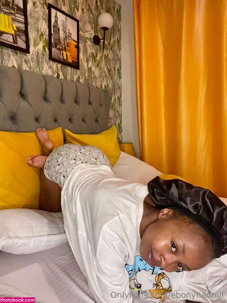 ebonynaomii Photo #30