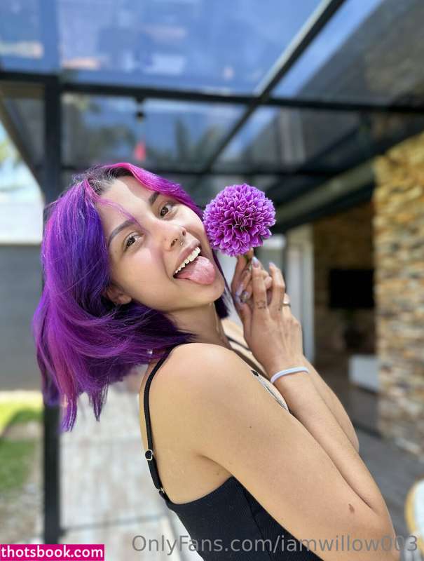 iamwillowstar Photo #1