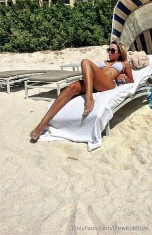 lifewithkitten Photo #7