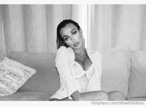 lifewithkitten Photo #11