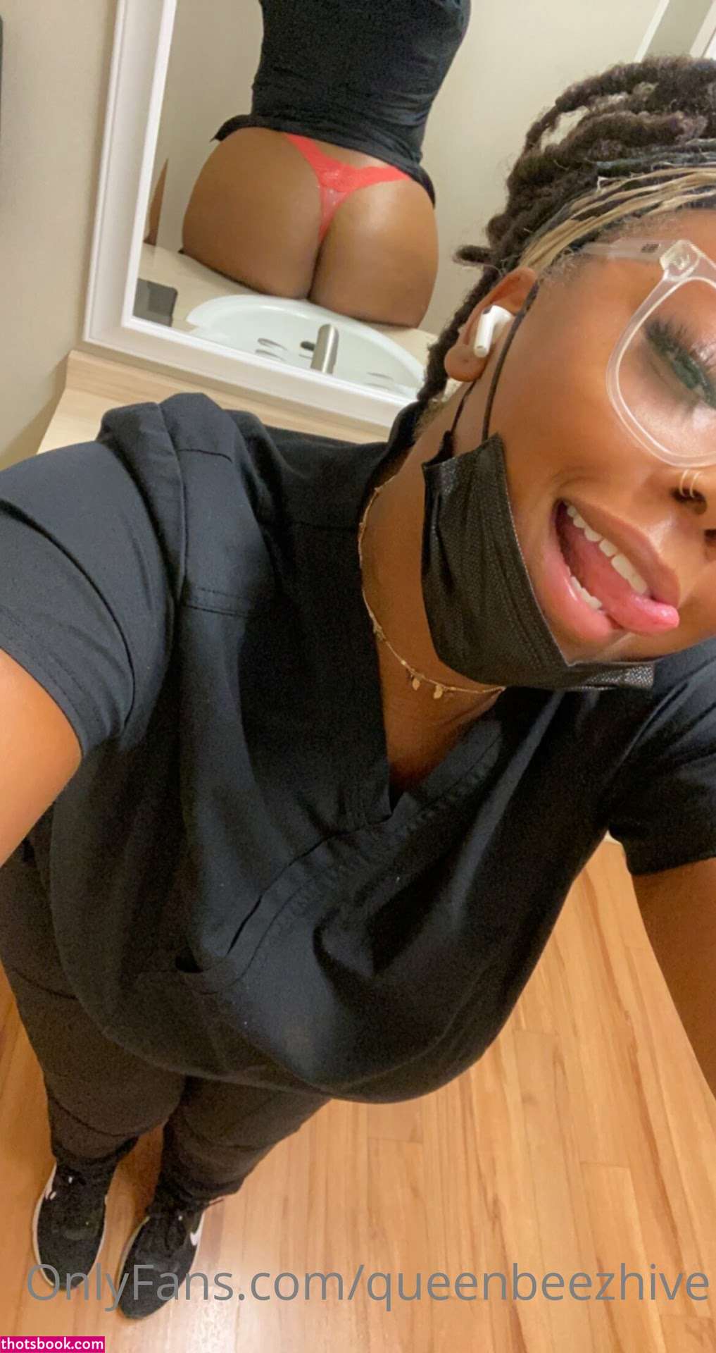 Queenbeezhive Photo #30