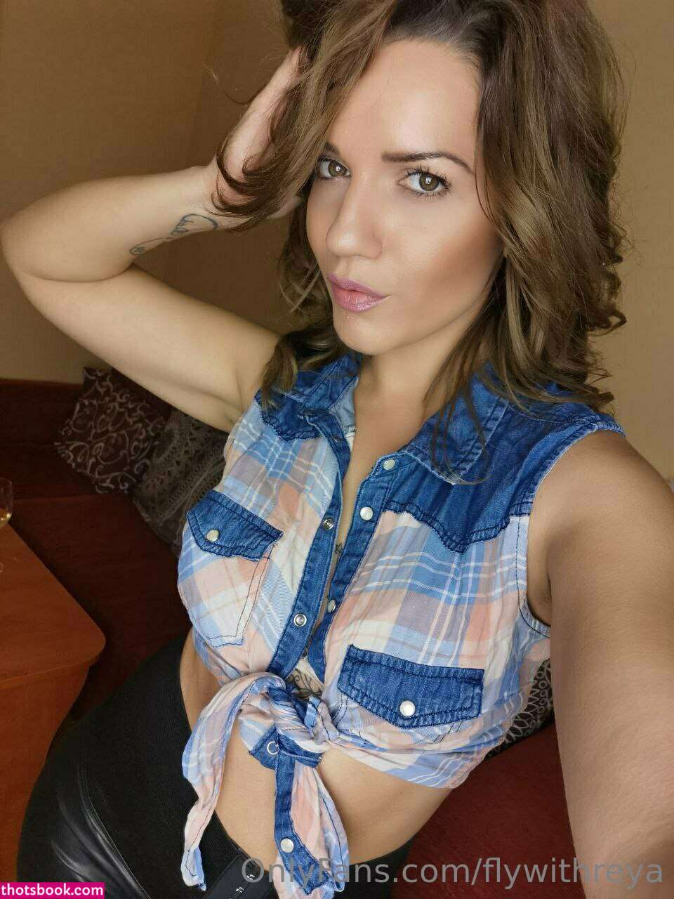 Reyateacheswell Photo #27