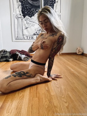 xveronikaxveilx Photo #17