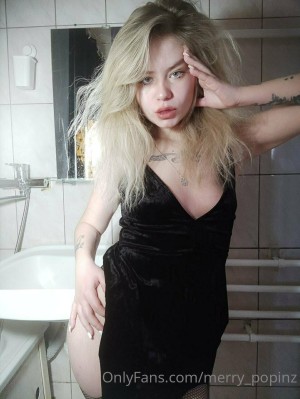 Merry Popinz Photo #38