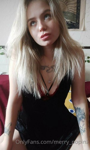 Merry Popinz Photo #48