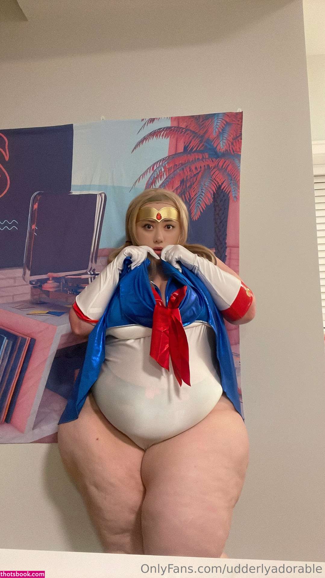 Udderlyadorable Photo #4