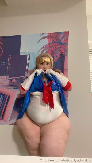 Udderlyadorable Photo #4