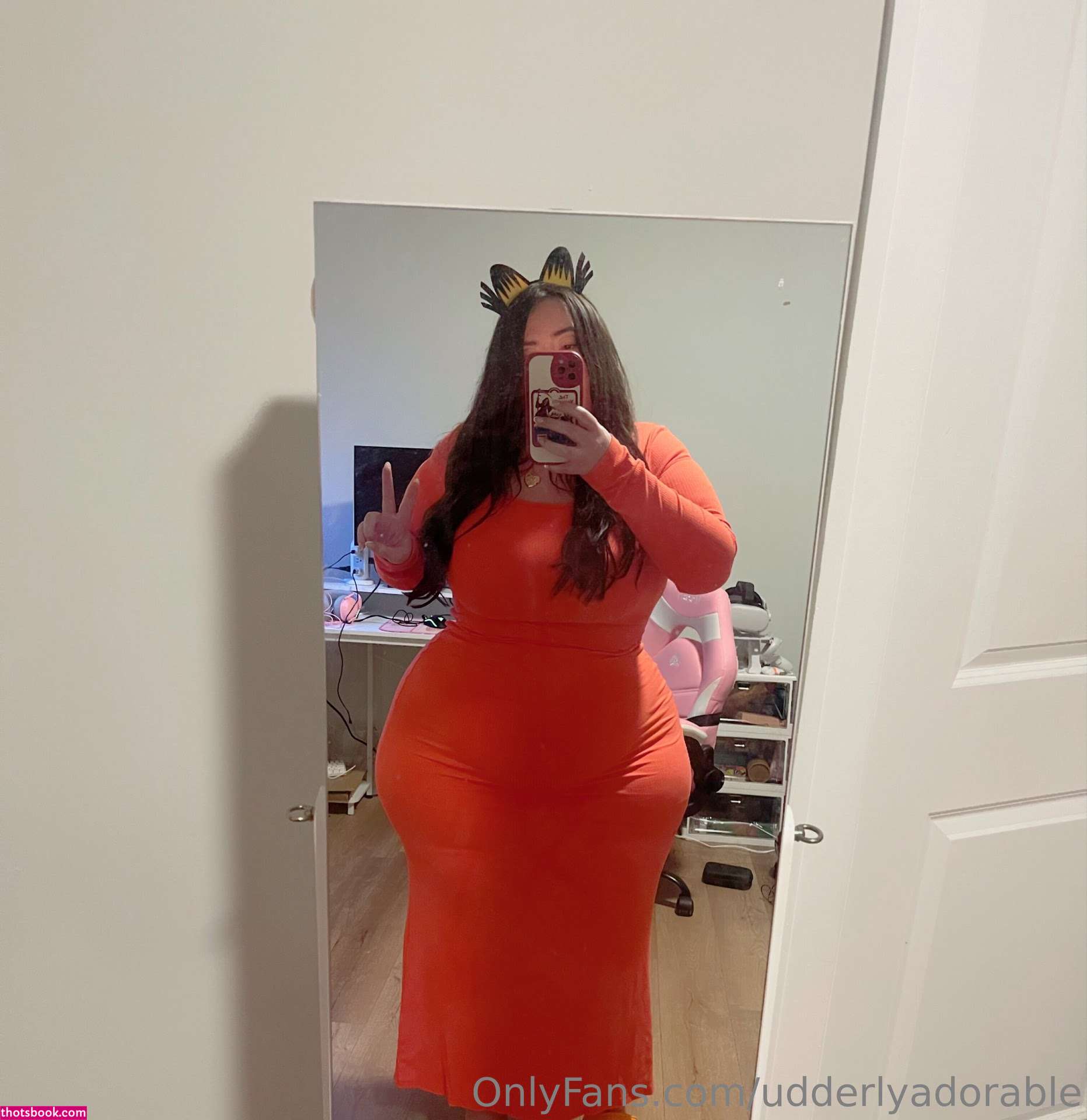 Udderlyadorable Photo #29