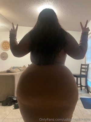 Udderlyadorable Photo #22