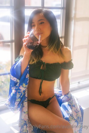 avalonrosey Photo #5