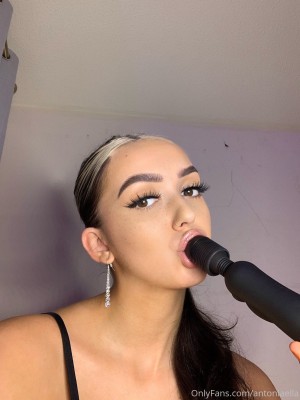 badvirtualbitch Photo #15