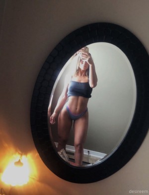 Desireemcmahon Photo #1