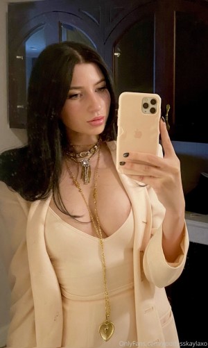 goddesskaylaxo Photo #11