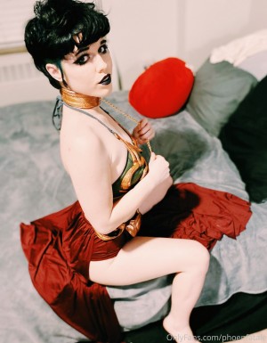 Phoenfatale Photo #43