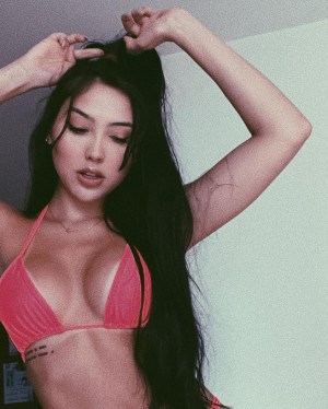 Aida Victoria Photo #12