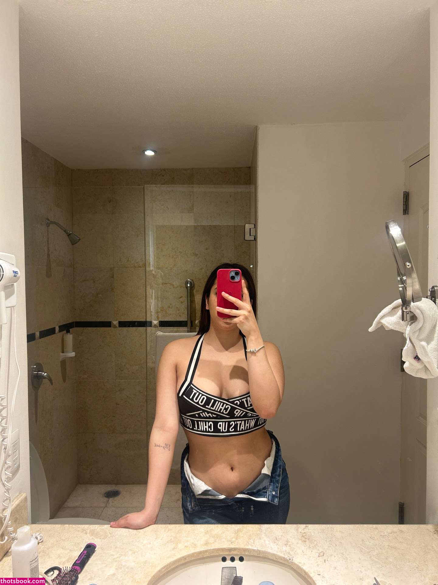 Anali Guajardo Photo #2