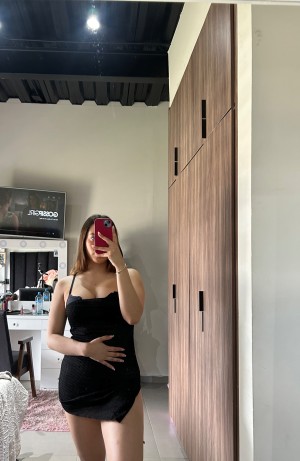 Anali Guajardo Photo #4