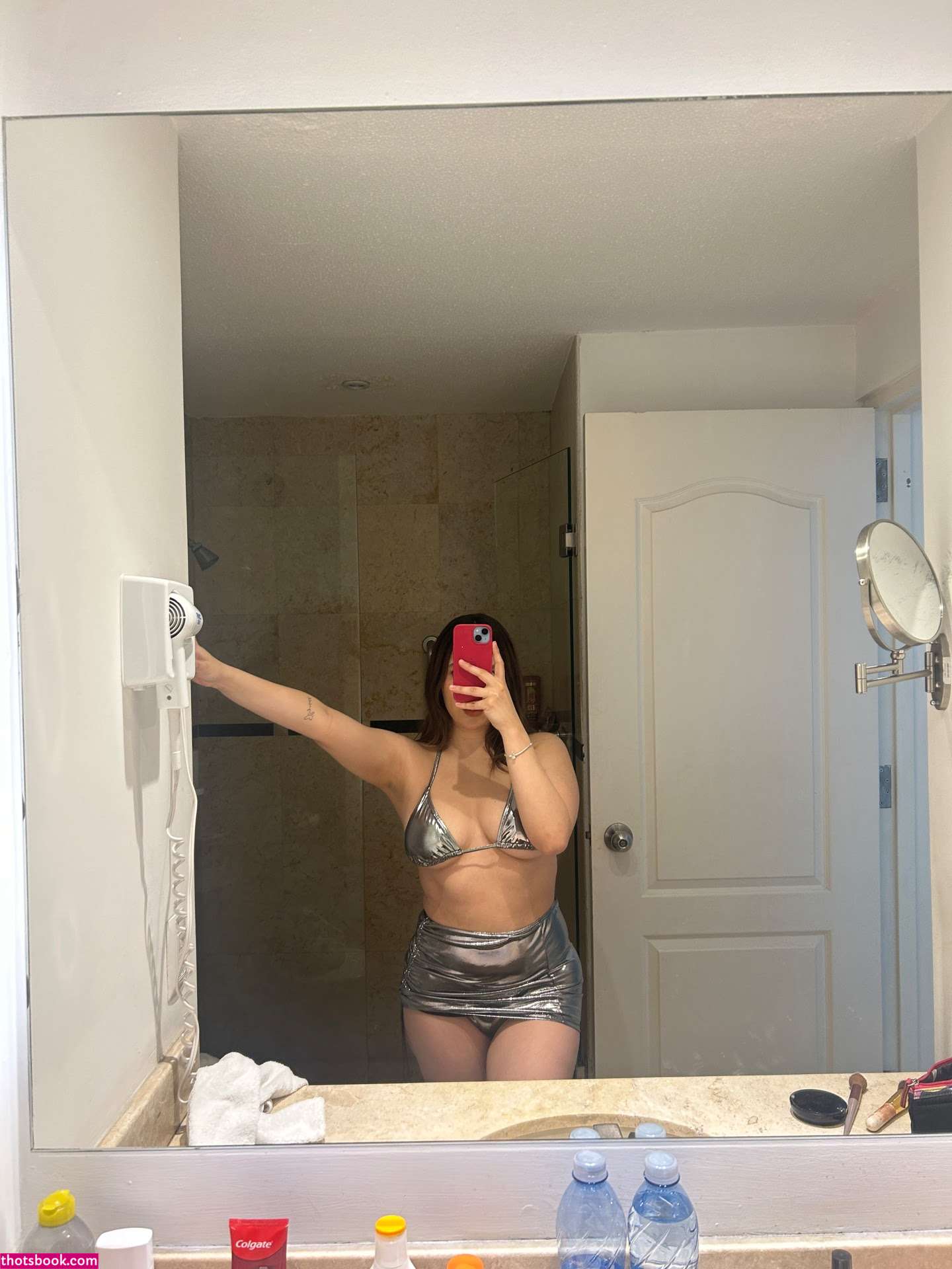 Anali Guajardo Photo #8