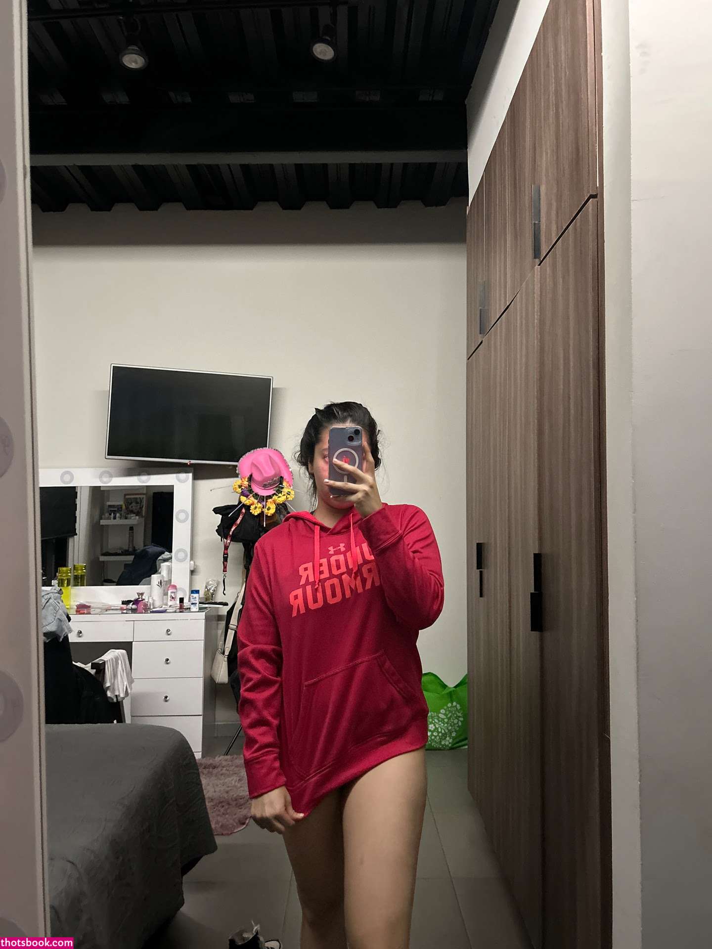 Anali Guajardo Photo #12