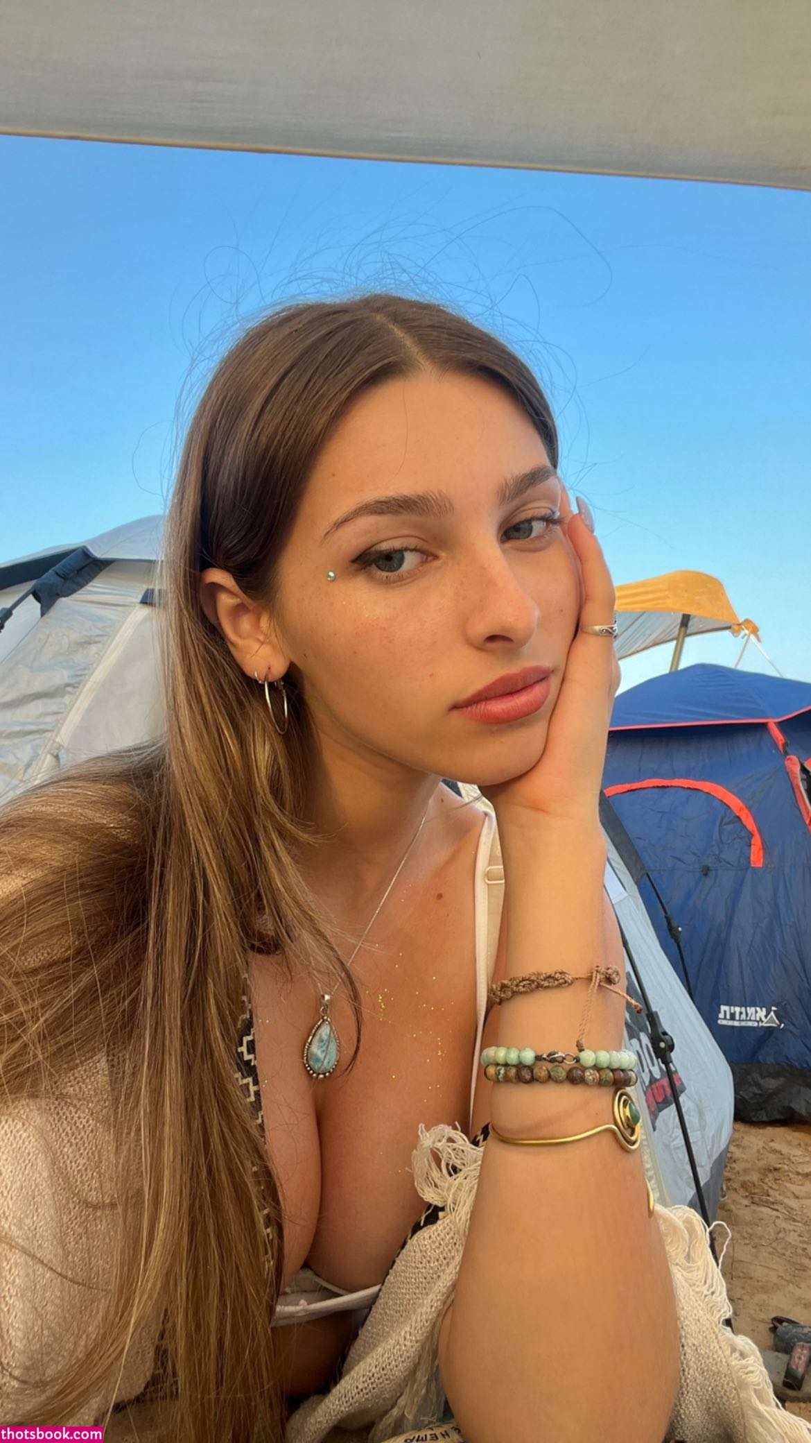 Ella Netzer Photo #27