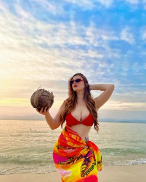 Nanuca Nana Toronjadze Photo #22