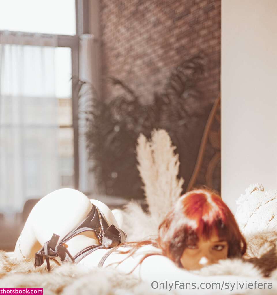 Sylvie Feral Photo #31