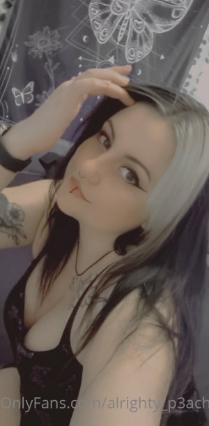 Alrighty P3ach Photo #3