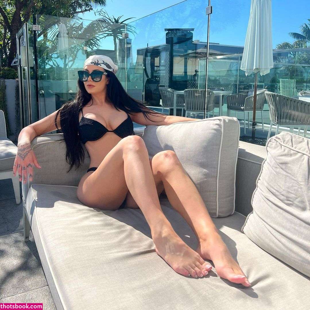 Bess Beckmann Photo #8