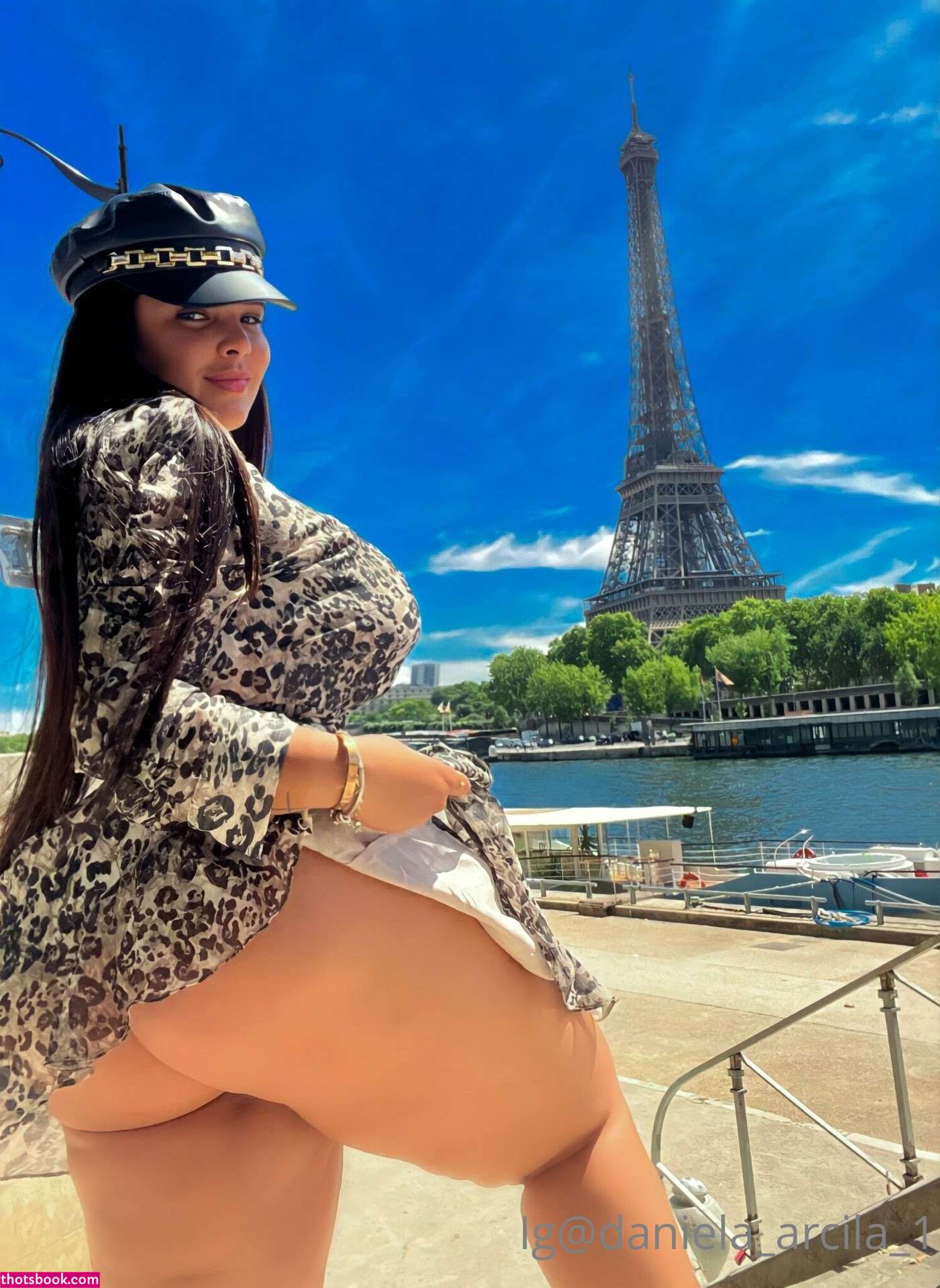 Daniela Arcila Photo #8