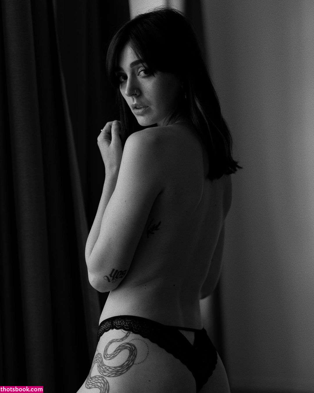 Ablackrosee Photo #20