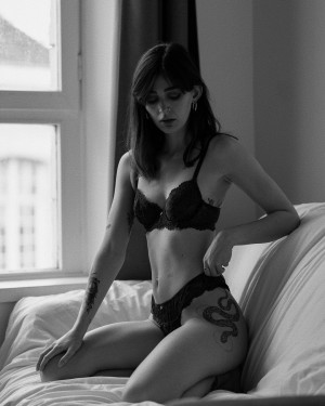 Ablackrosee Photo #26